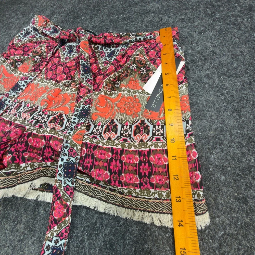 My Michelle Modern Indies Rock Paisley Shorts Juniors L Pink Orange NWT